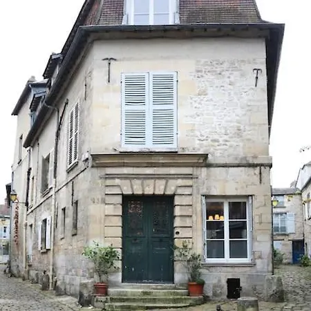 Apartment Des 4 Vents - La Bruyere - Centre Of Town *