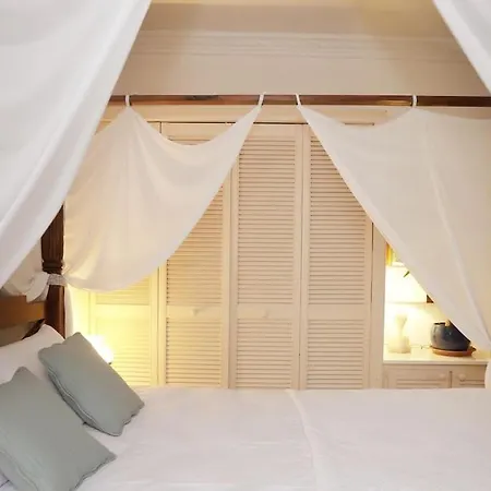 Apartment Des 4 Vents - La Bruyere - Centre Of Town Senlis (Oise)